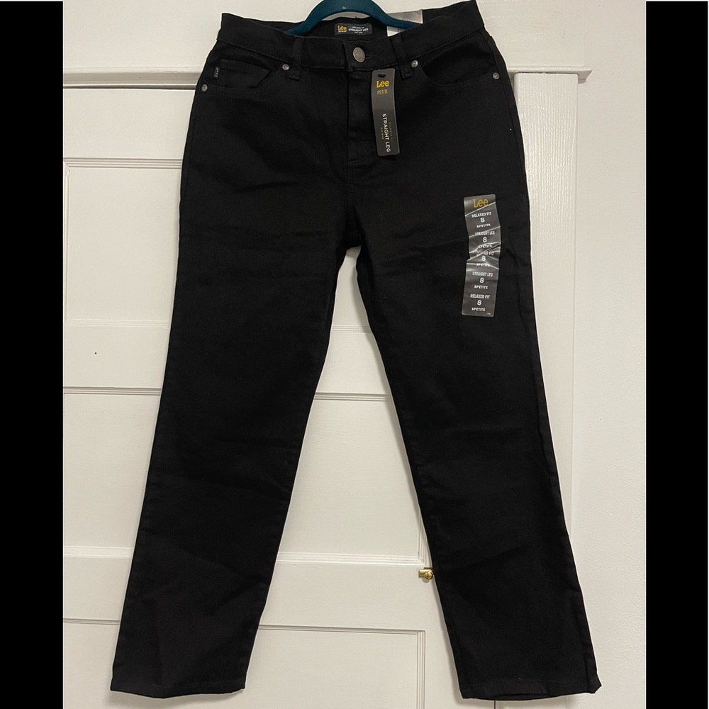 NWT Women’s Size 8 Relaxed Fit Straight Leg Mid Rise Jeans In Black - Picture 4 of 12